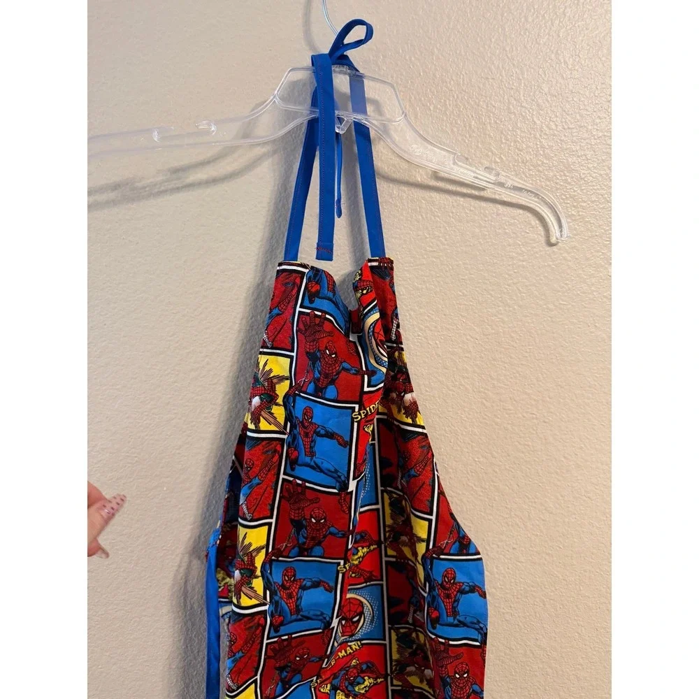 Kids Spiderman Superhero Comic Apron Blue Red Graphic REVERSIBLE 4/5